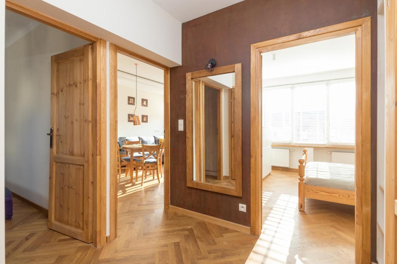 Piekna 2-Bedroom Apartment Варшава Екстер'єр фото